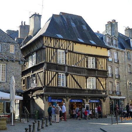 Le Logis De La Cour De Bretagne Au Port De Dinan Lanvallay Exterior photo