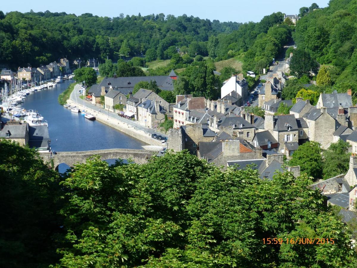 Le Logis De La Cour De Bretagne Au Port De Dinan Lanvallay Exterior photo